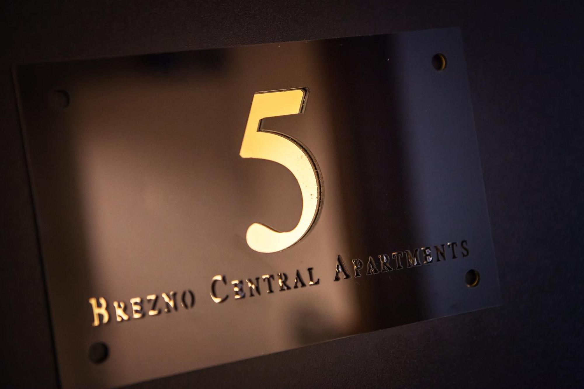 Brezno Central Apartments Ngoại thất bức ảnh